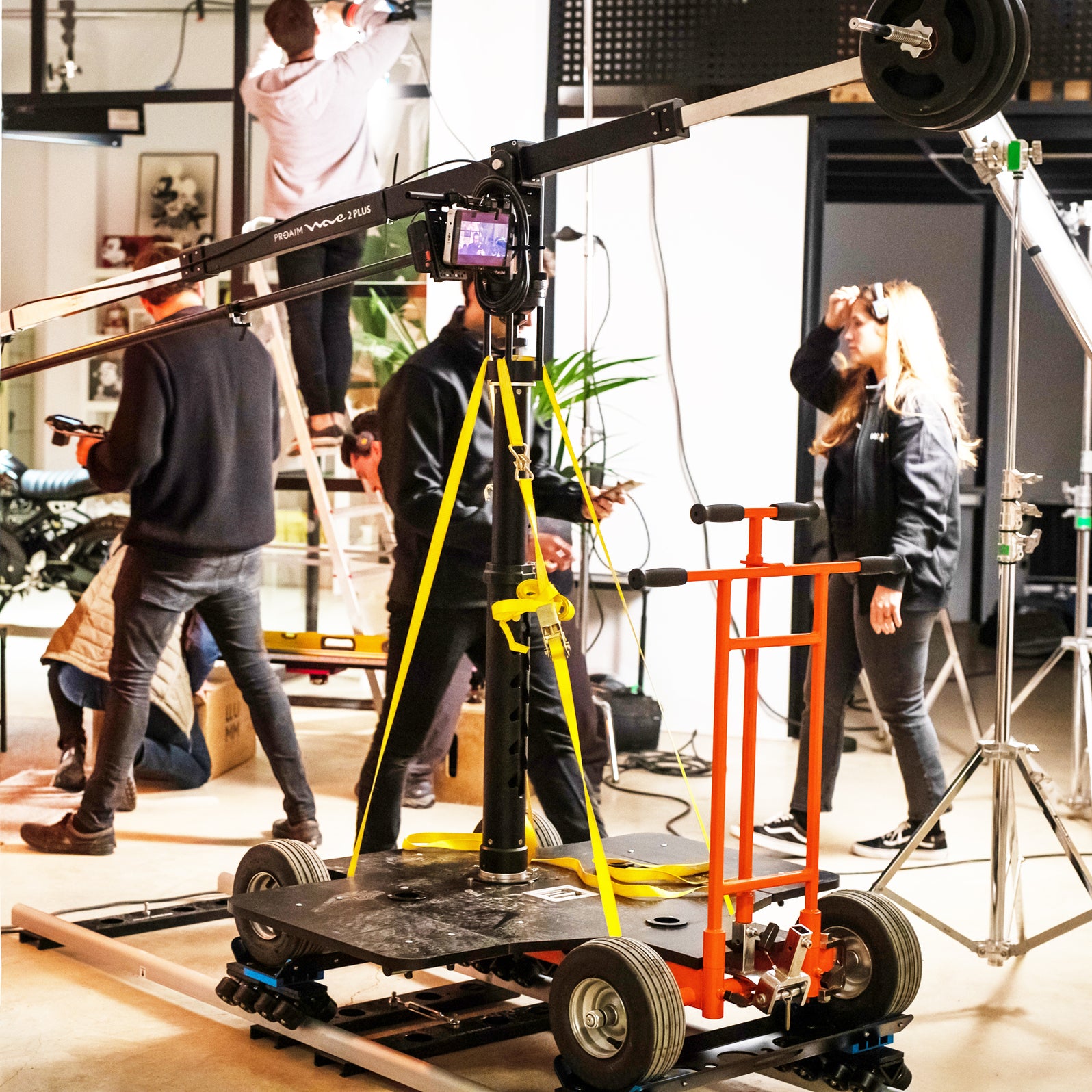 Proaim Quad Super Bazooka Film Camera Doorway Dolly —